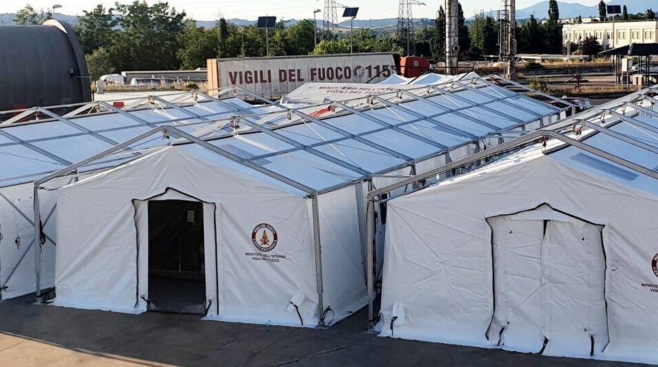 2-QUICKLY-SYSTEM-FIELD-TENT-2048x969 2-QUICKLY-SYSTEM-FIELD-TENT-2048x969